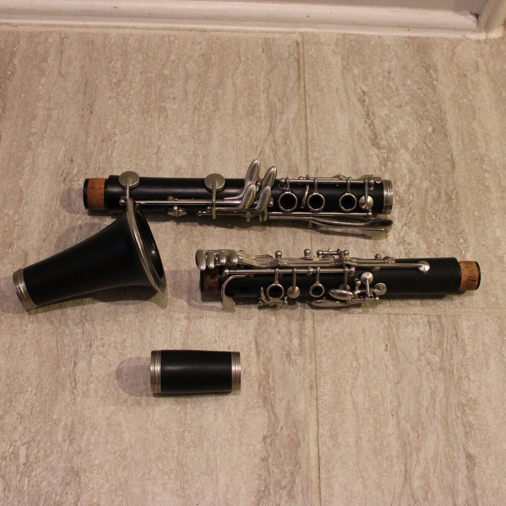 Artley 17S Clarinet No Mouthpiece with Case